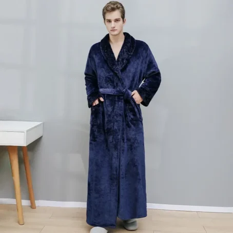 Enveloppez-vous dans un cocon de douceur avec ce peignoir velours luxueux