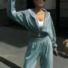 Survêtement velours femme : confort, style et douceur en un seul ensemble !