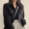 Une veste velours côtelé femme qui allie confort et élégance au quotidien