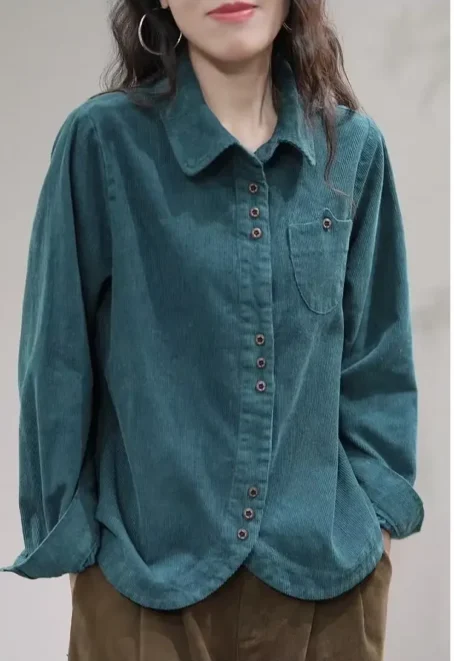 Élégance et confort : la surchemise velours côtelé femme pour un look chic et décontracté